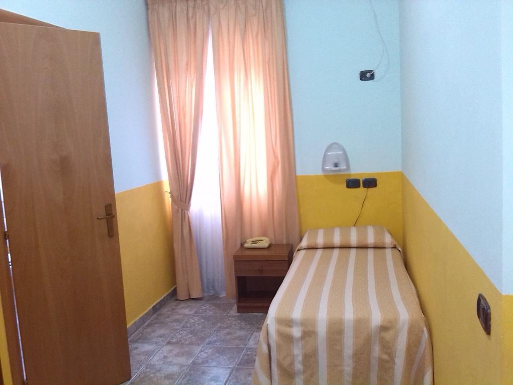 Hotel San Francesco Terme Spezzano Albanese Δωμάτιο φωτογραφία